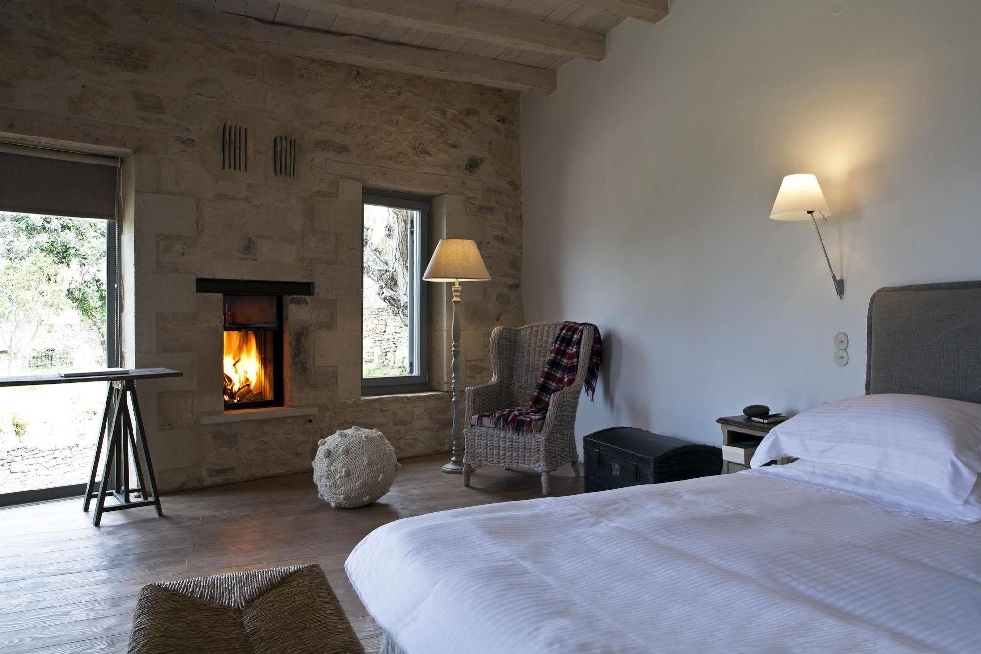Athermigo Villa *