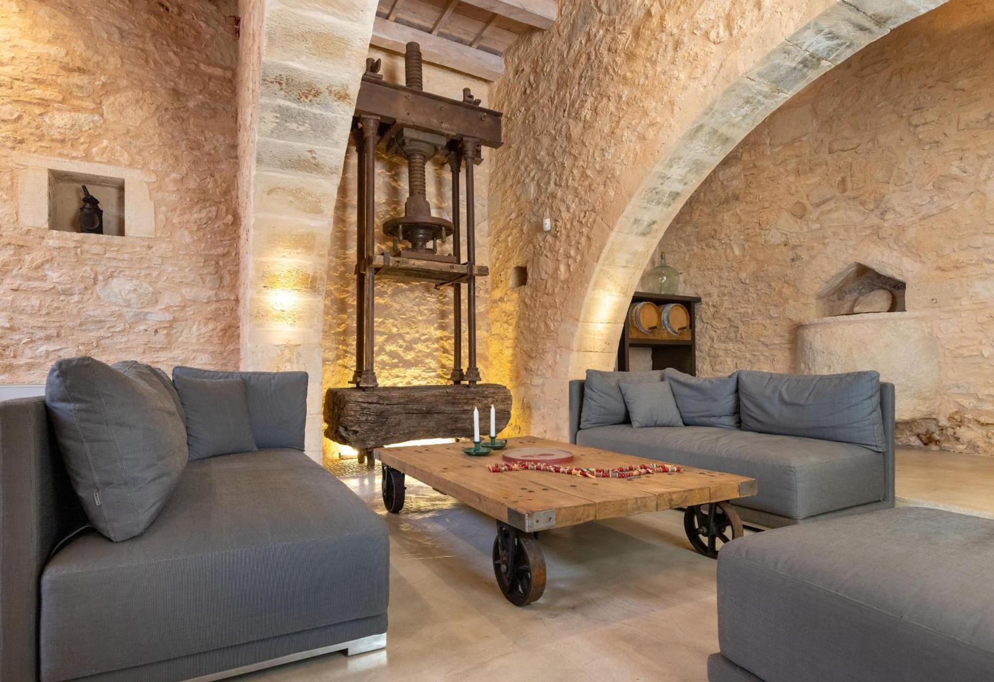 Athermigo Boutique Estate Gavalochori